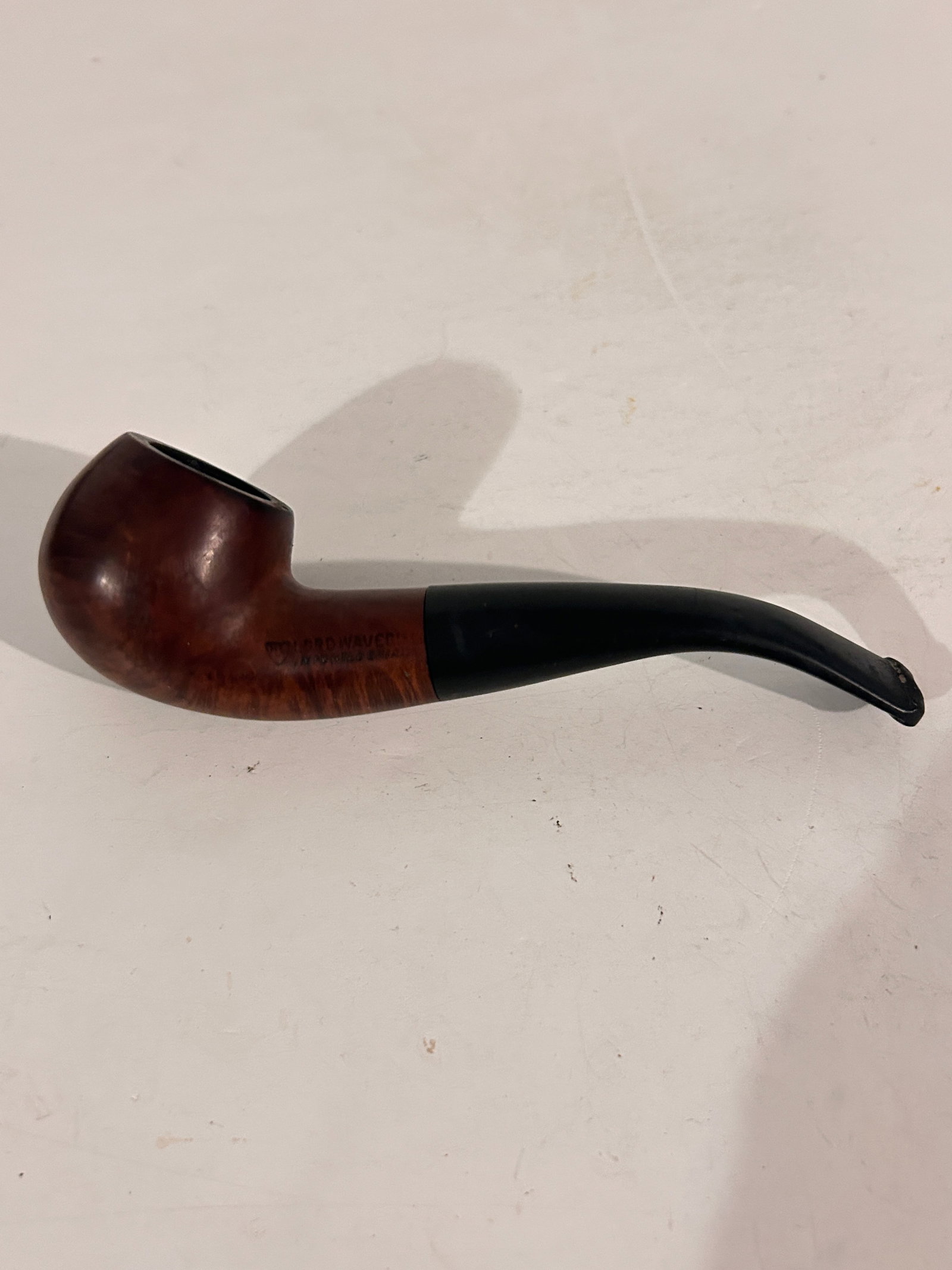 Vintage Lord Waverly Tobacco Pipe: Vintage Lord Waverly Tobacco Pipe Please view all photos as they are part of the description and condition of this Item, Feel free to contact me with questions or picture requests! Used Item AS IS