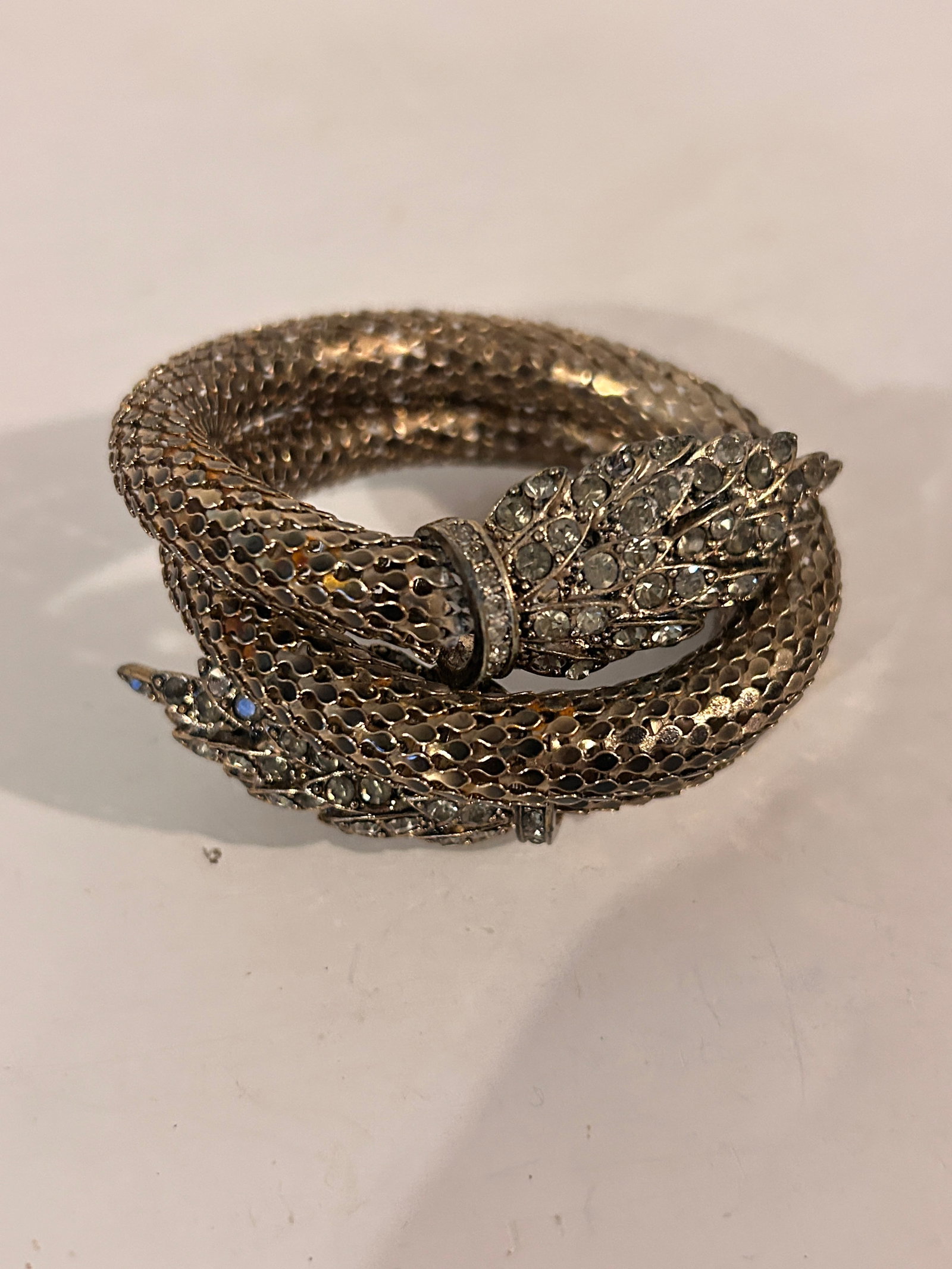 Vintage mesh snake tail Bracelet stretch: Vintage mesh snake tail Bracelet stretch Please view all photos as they are part of the description and condition of this Item, Feel free to contact me with questions or picture requests! Used Item AS
