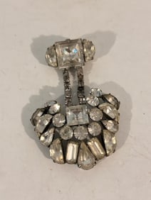 Vintage old rhinestone Brooch missing 1 stone