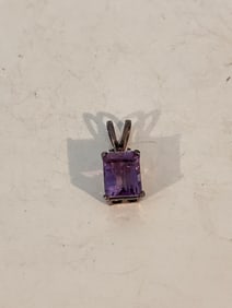 Vintage Sterling Silver Amethyst Pendant