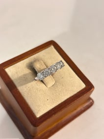 Vintage Sterling Silver Moissanite tested Ring Size 7