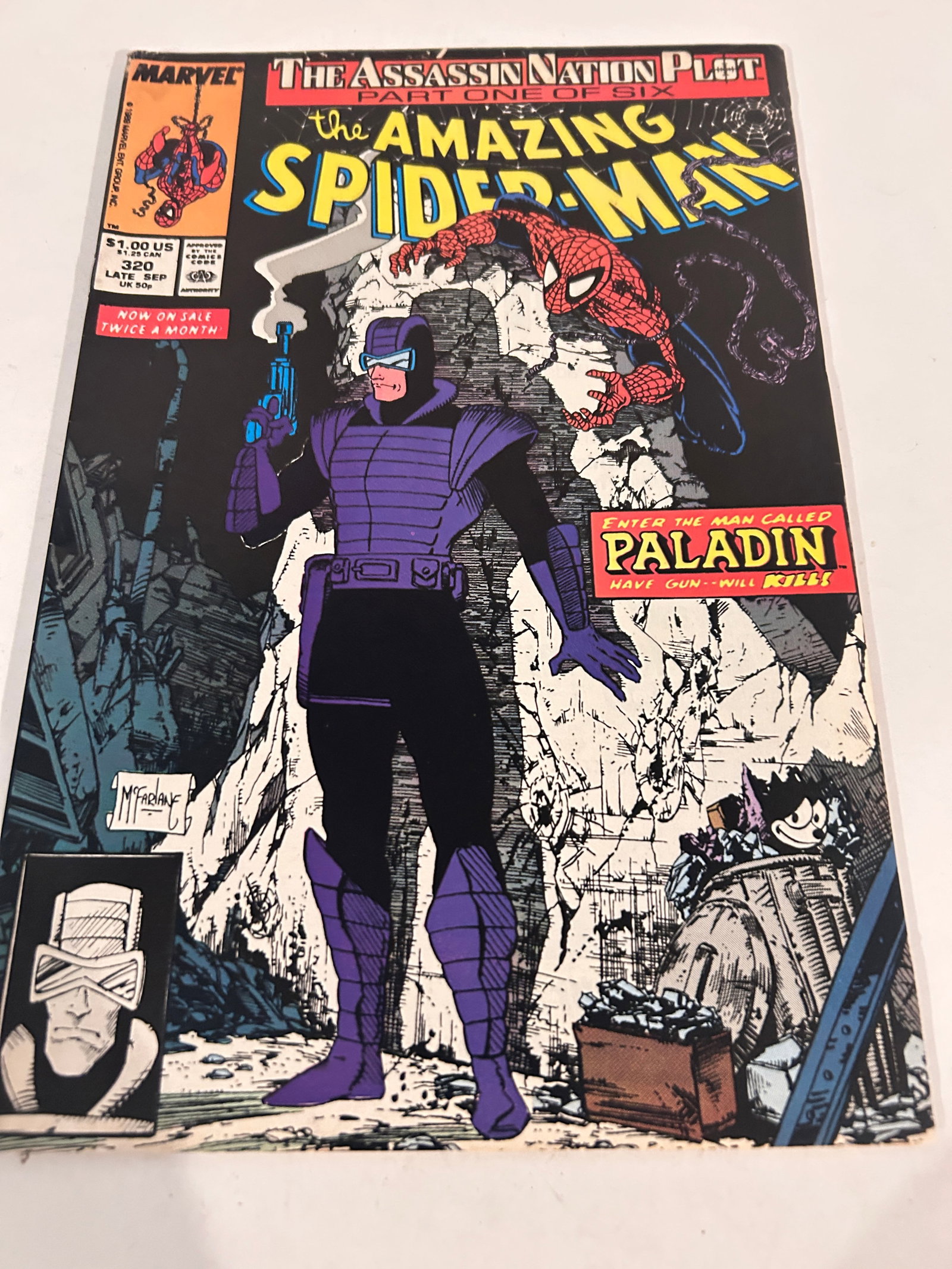 Vintage Comic Book The Amazing Spider-Man # 320: Vintage Comic Book The Amazing Spider-Man # 320 Please view all photos as they are part of the description and condition of this Item, Feel free to contact me with questions or picture requests! Used 