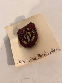 U.S. Army DI Pin: 100th Infantry Division Artillery