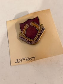 US Military 321st Field Artillery Regiment Insignia Pin