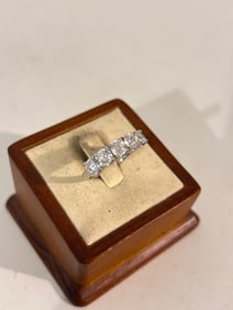 Vintage Sterling Silver CZ Ring Sz 9