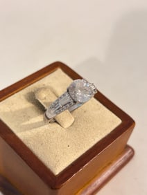 Vintage Sterling Silver CZ Ring Sz 10