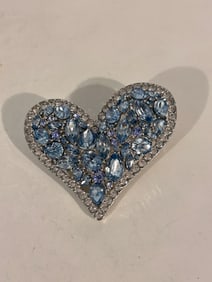 Vintage blue rhinestone heart Brooch
