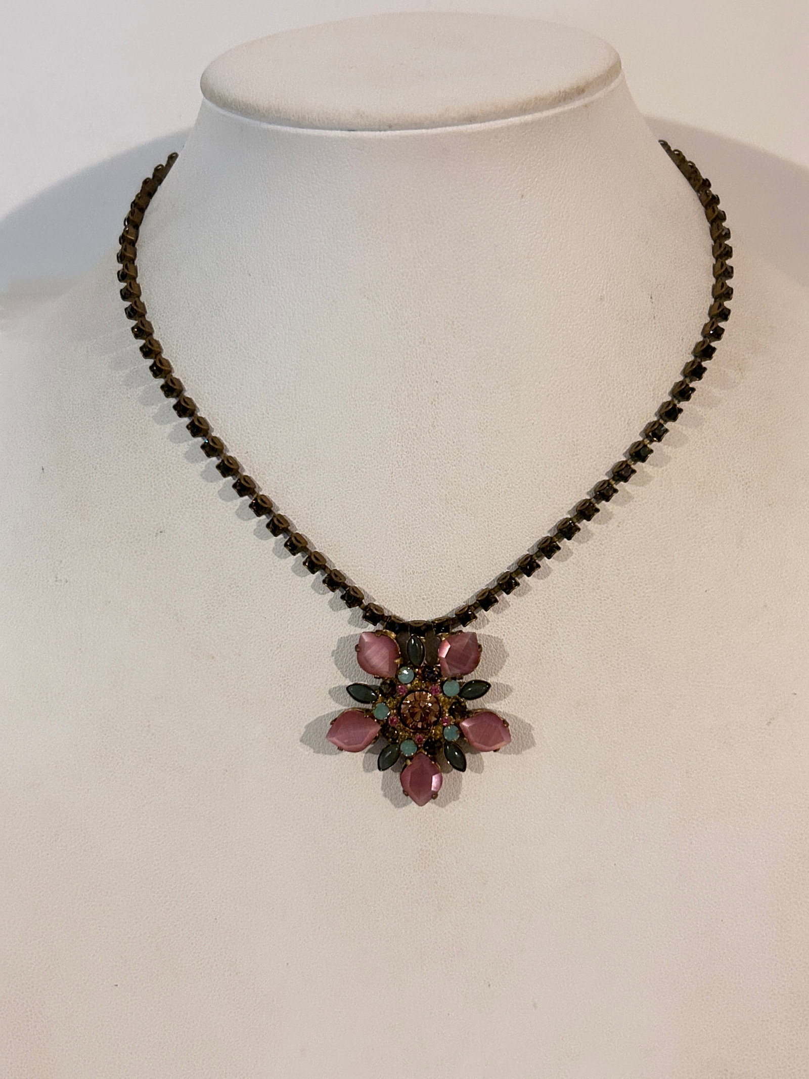 Vintage Sorrelli Multicolor Swarovski Crystal Necklace 14" (1 of 5)