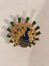 Vintage BOUCHER Signed Rhinestone & Enamel Green Blue Peacock #8068P Brooch