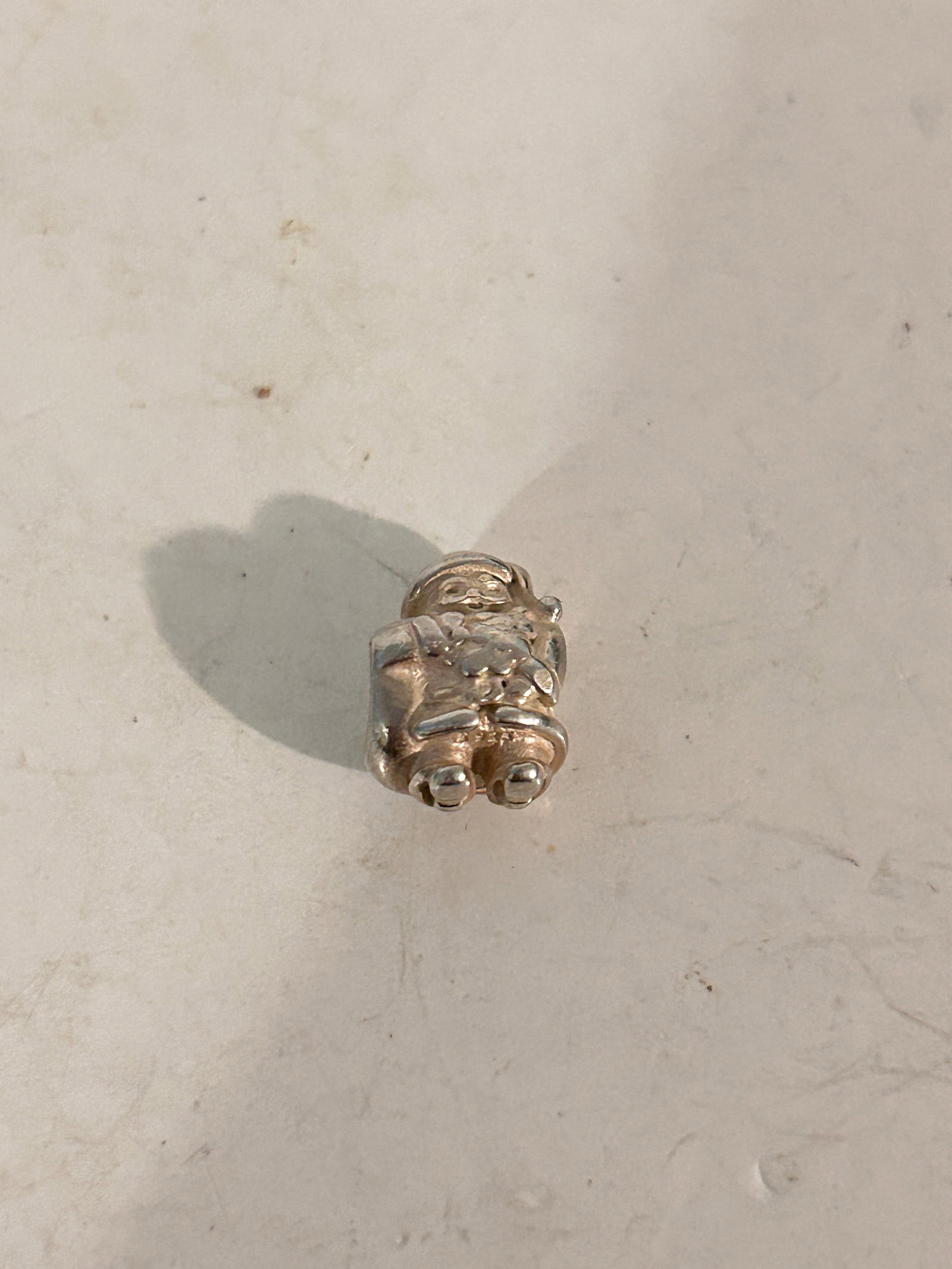Vintage Sterling Silver Pandora Charm: Vintage Sterling Silver Pandora Charm Please view all photos as they are part of the description and condition of this Item, Feel free to contact me with questions or picture requests! Used Item AS IS