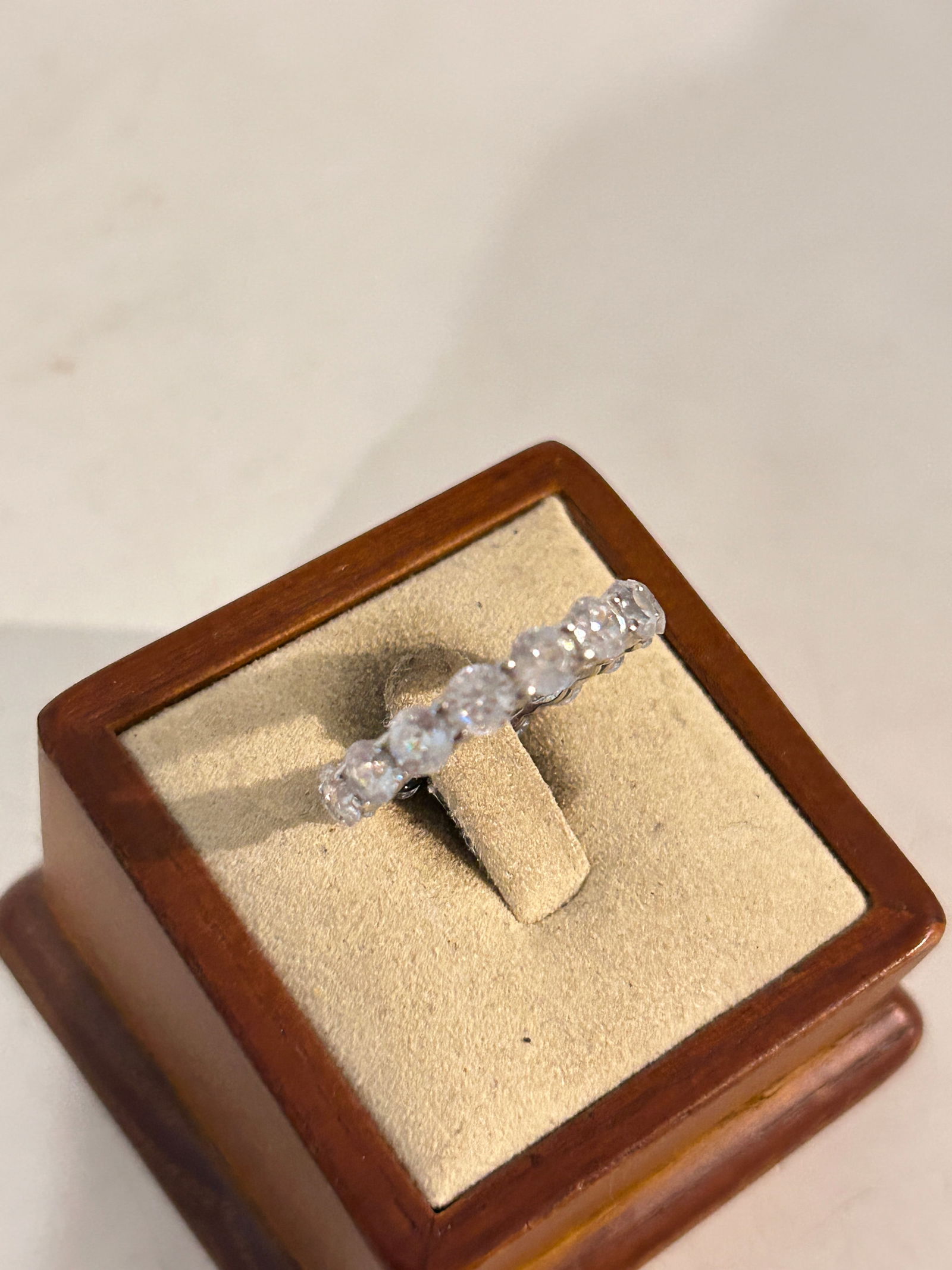 Vintage Sterling Silver CZ Vietnam Ring Sz 9 (1 of 4)