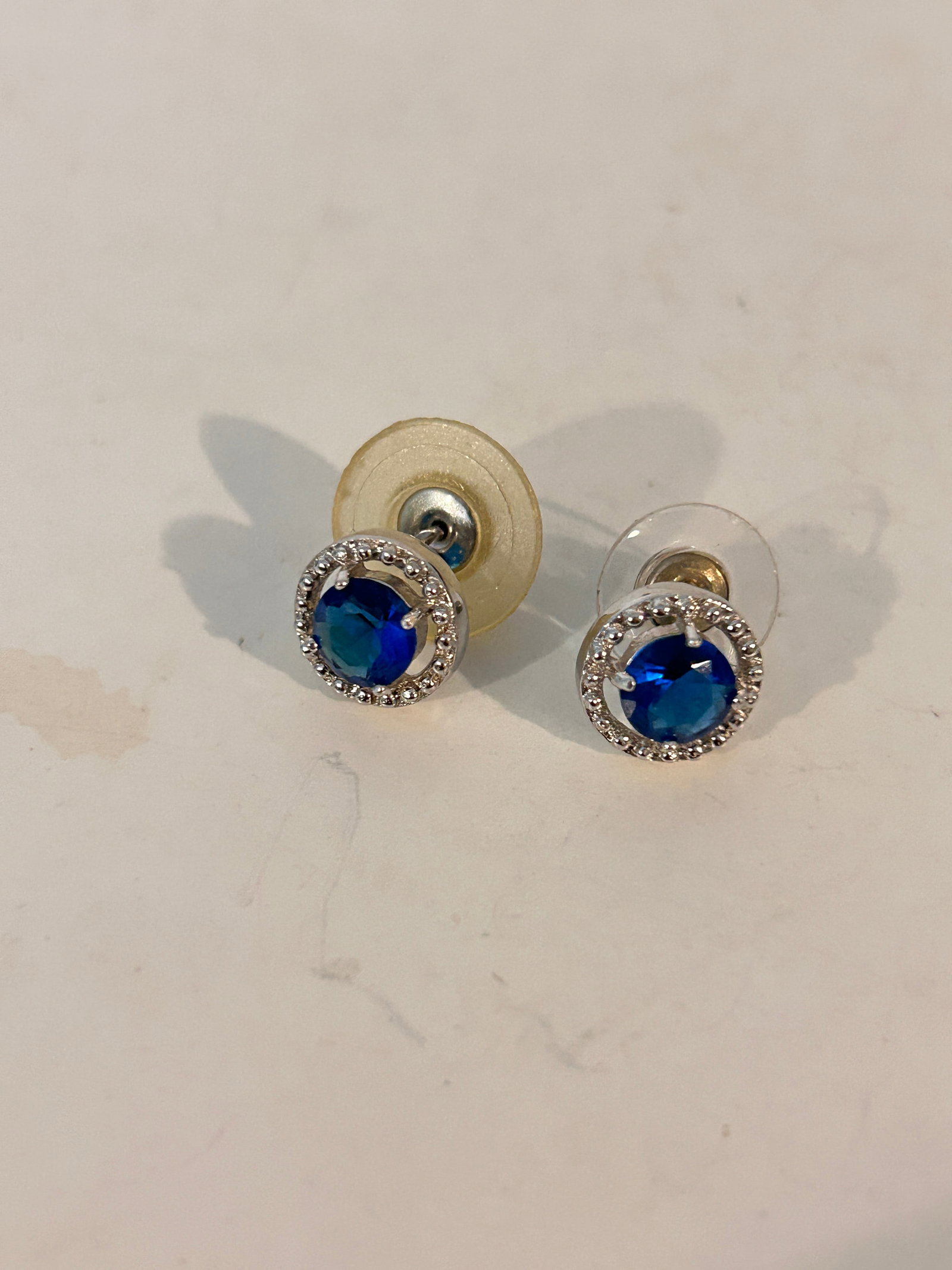 Vintage Sterling Silver blue post Earrings: Vintage Sterling Silver blue post Earrings Please view all photos as they are part of the description and condition of this Item, Feel free to contact me with questions or picture requests! Used Item 