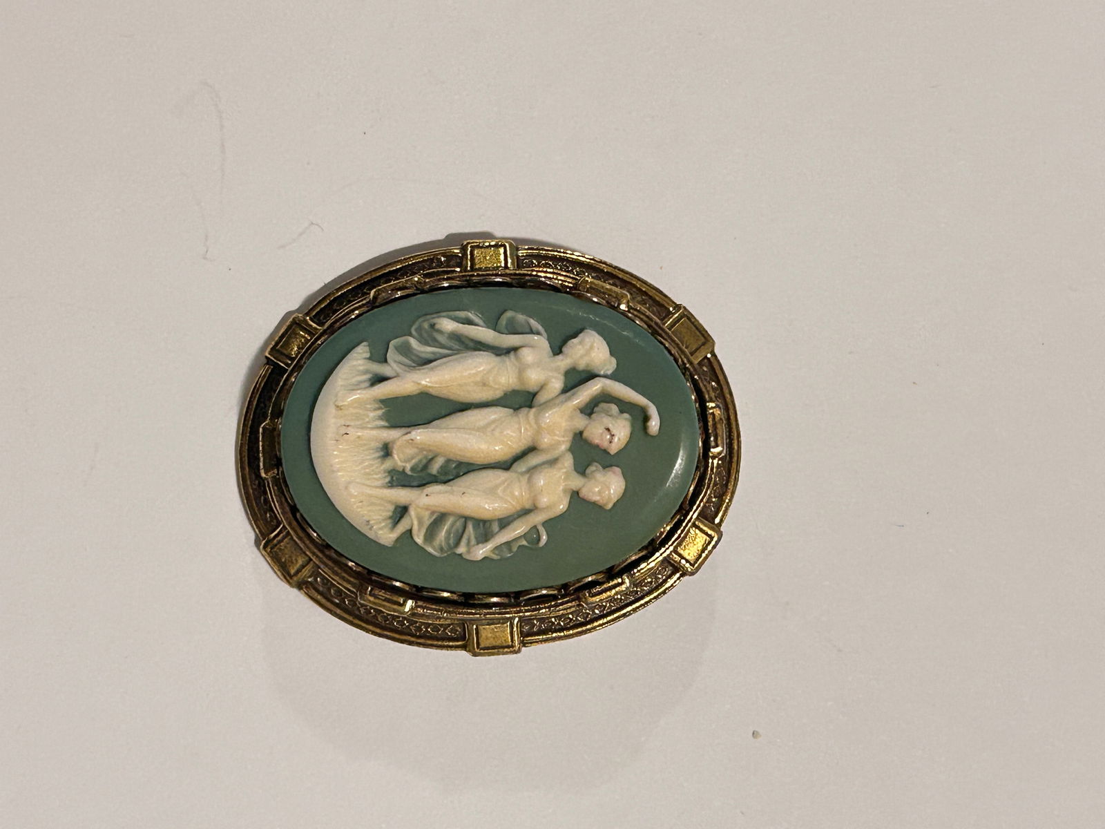 Original by Robert Cameo Brooch Pendant (1 of 4)
