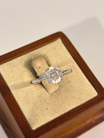 Vintage Sterling Silver CZ Ring SZ 9