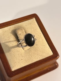Vintage Sterling Silver onyx Ring SZ 6
