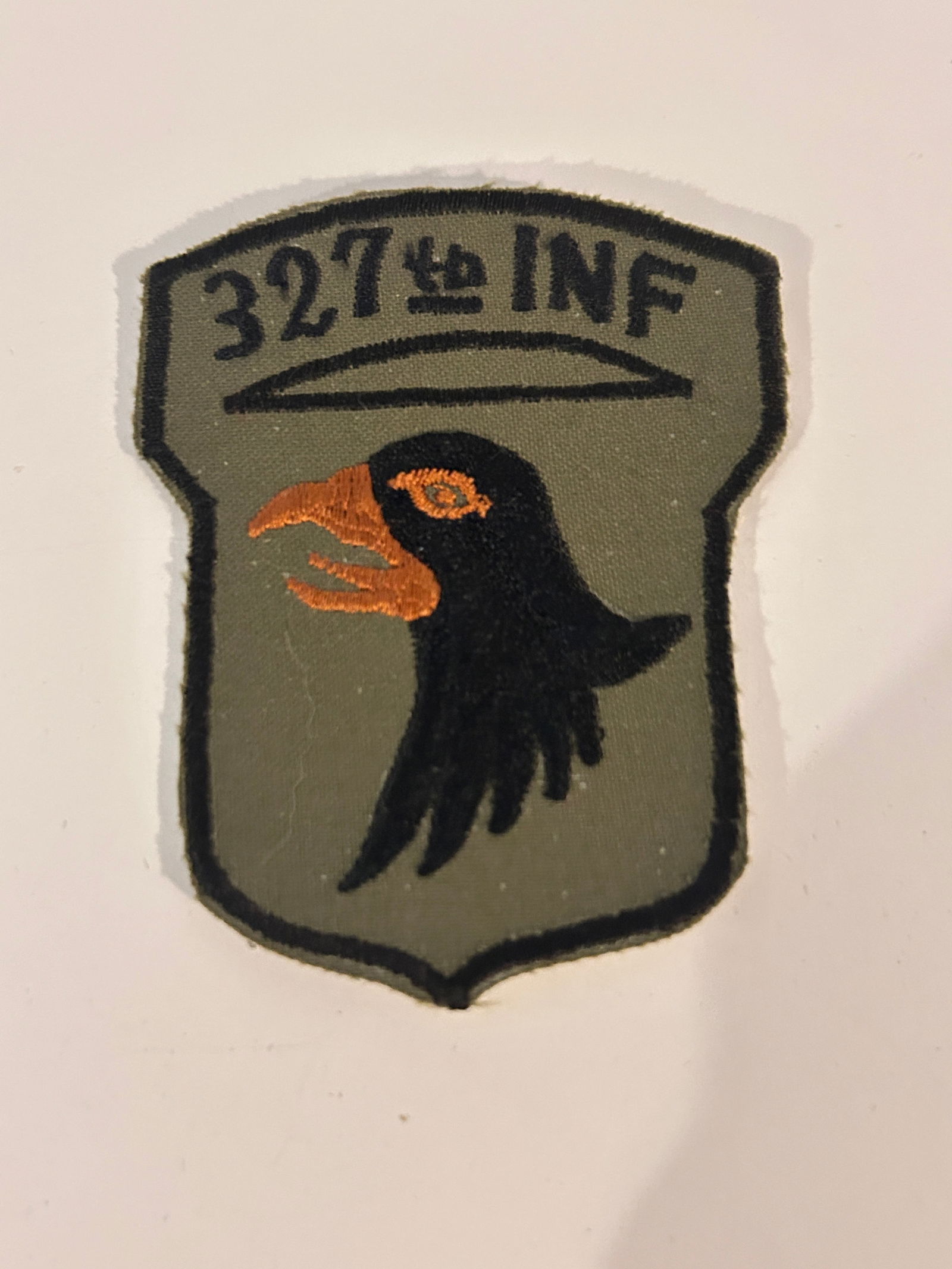 US Army Vietnam 327th Airborne Division  Patch (1 of 3)