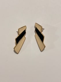 Vintage Signed Trifari enamel Fashion Earrings