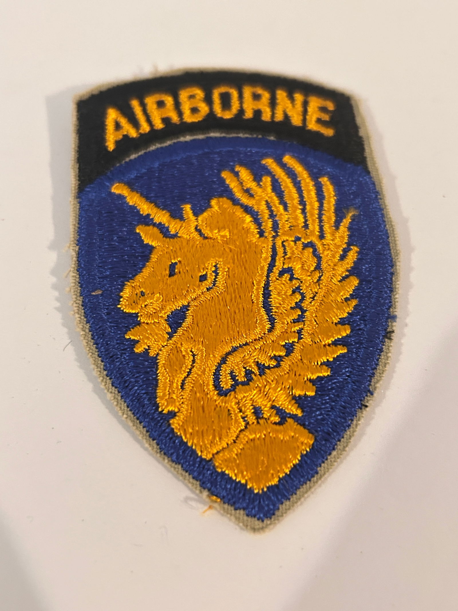 WW2 US Army Military 13th Airborne Infantry Division Shoulder Patch Insignia (1 of 3)