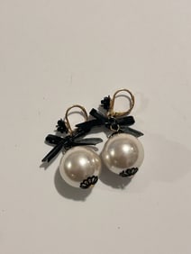 Vintage Faux Pearl Fashion Earrings