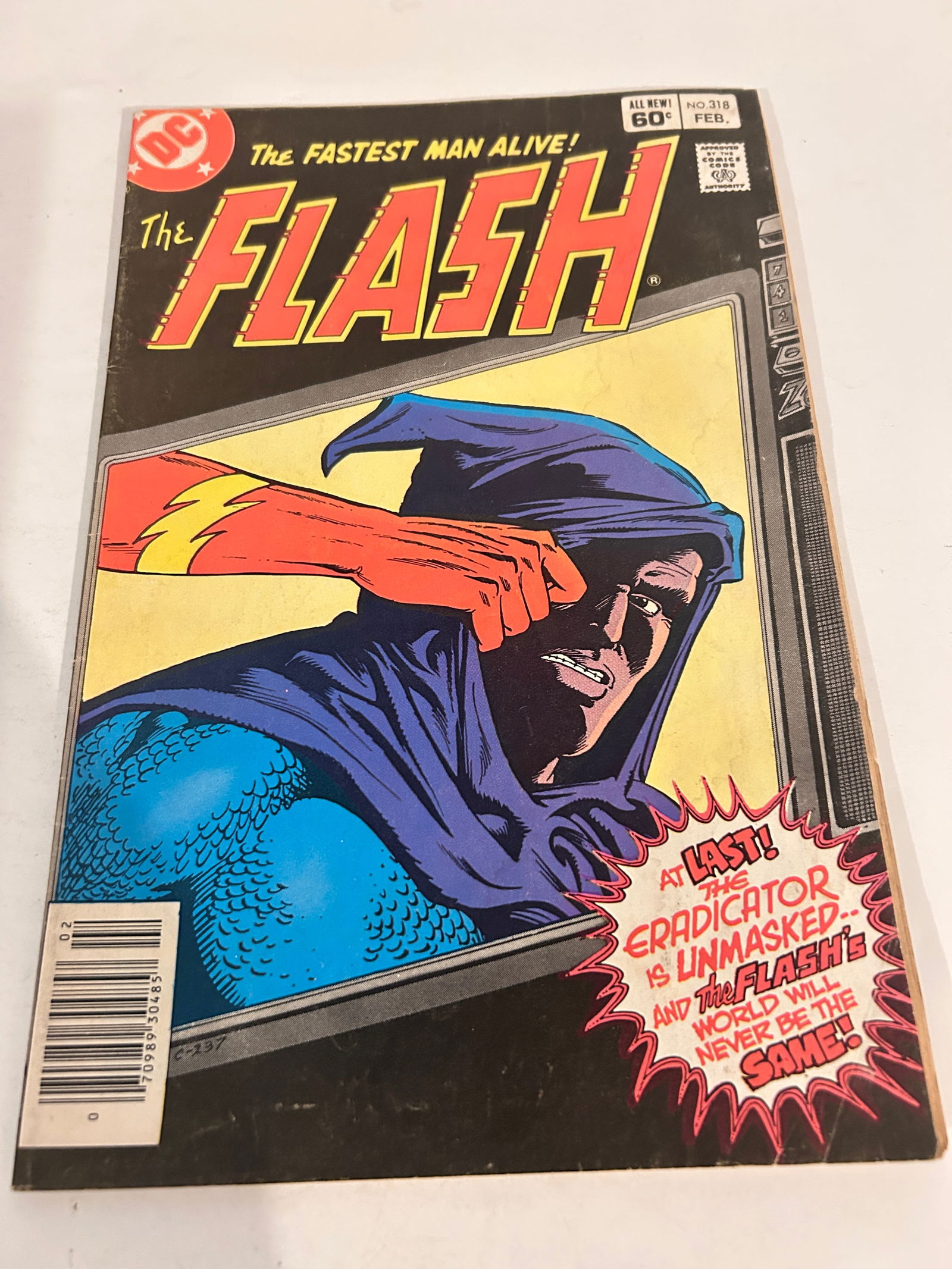 Vintage Comic Book The Flash # 318 (1 of 2)