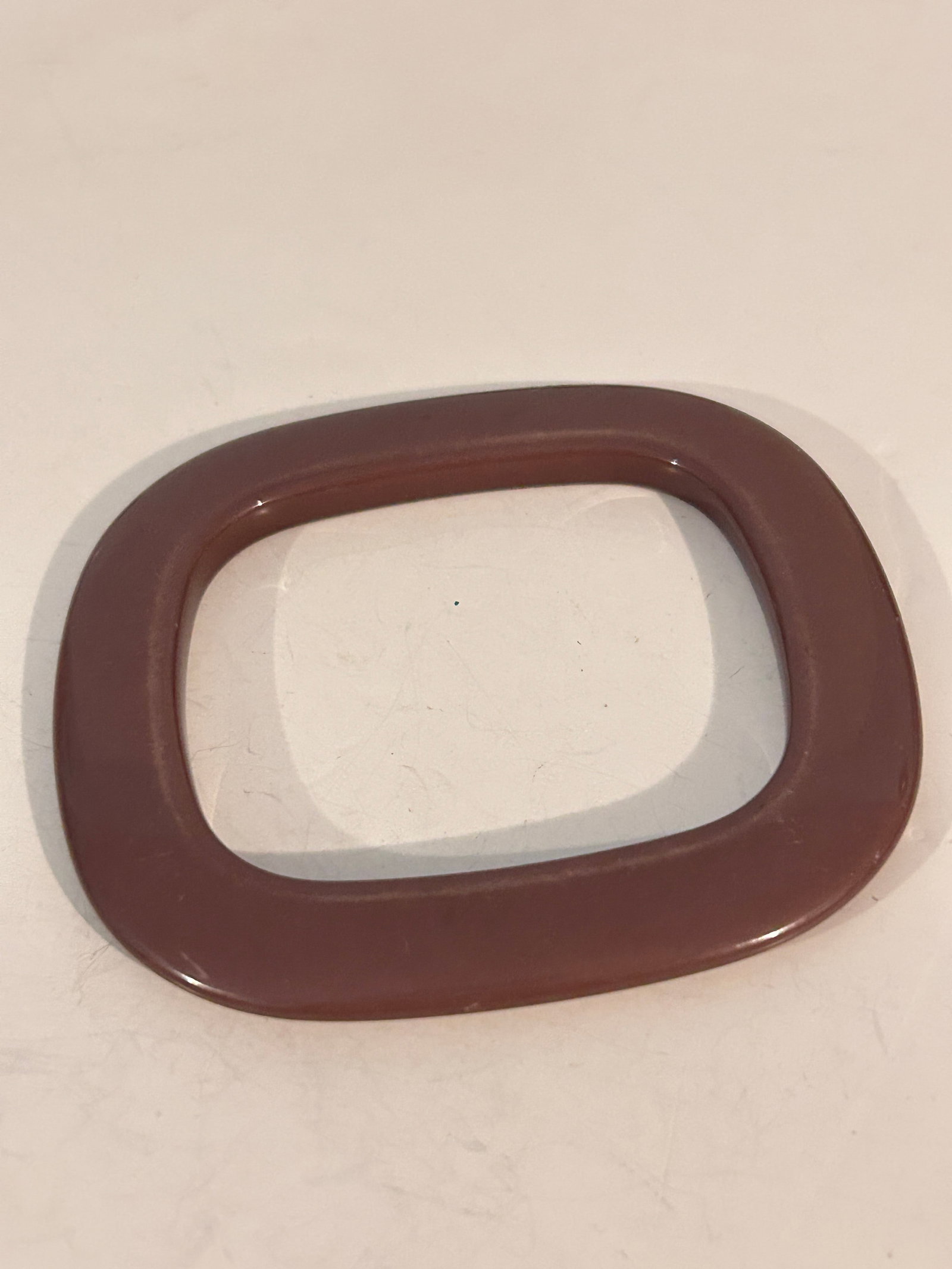 Vintage acrylic square flat Bracelet Sz 7": Item comes exactly as shown Know what you are bidding on. Carefully refer to and examine all photos, ask questions, do research, etc., to determine (Authinticity) . before bidding in order to determin