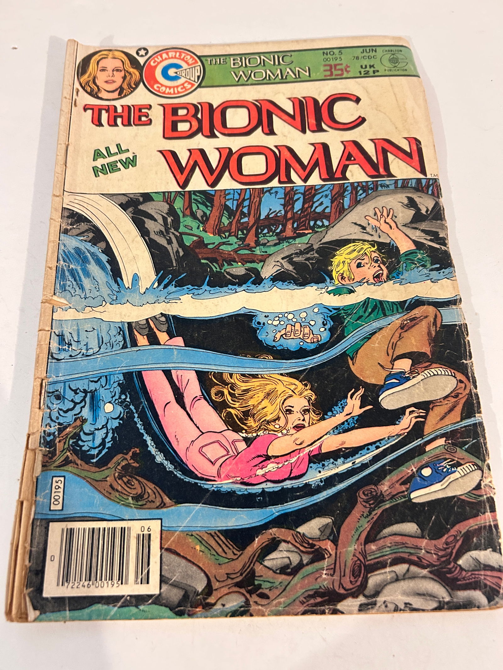 Vintage Comic Book The Bionic Woman # 5 (1 of 2)