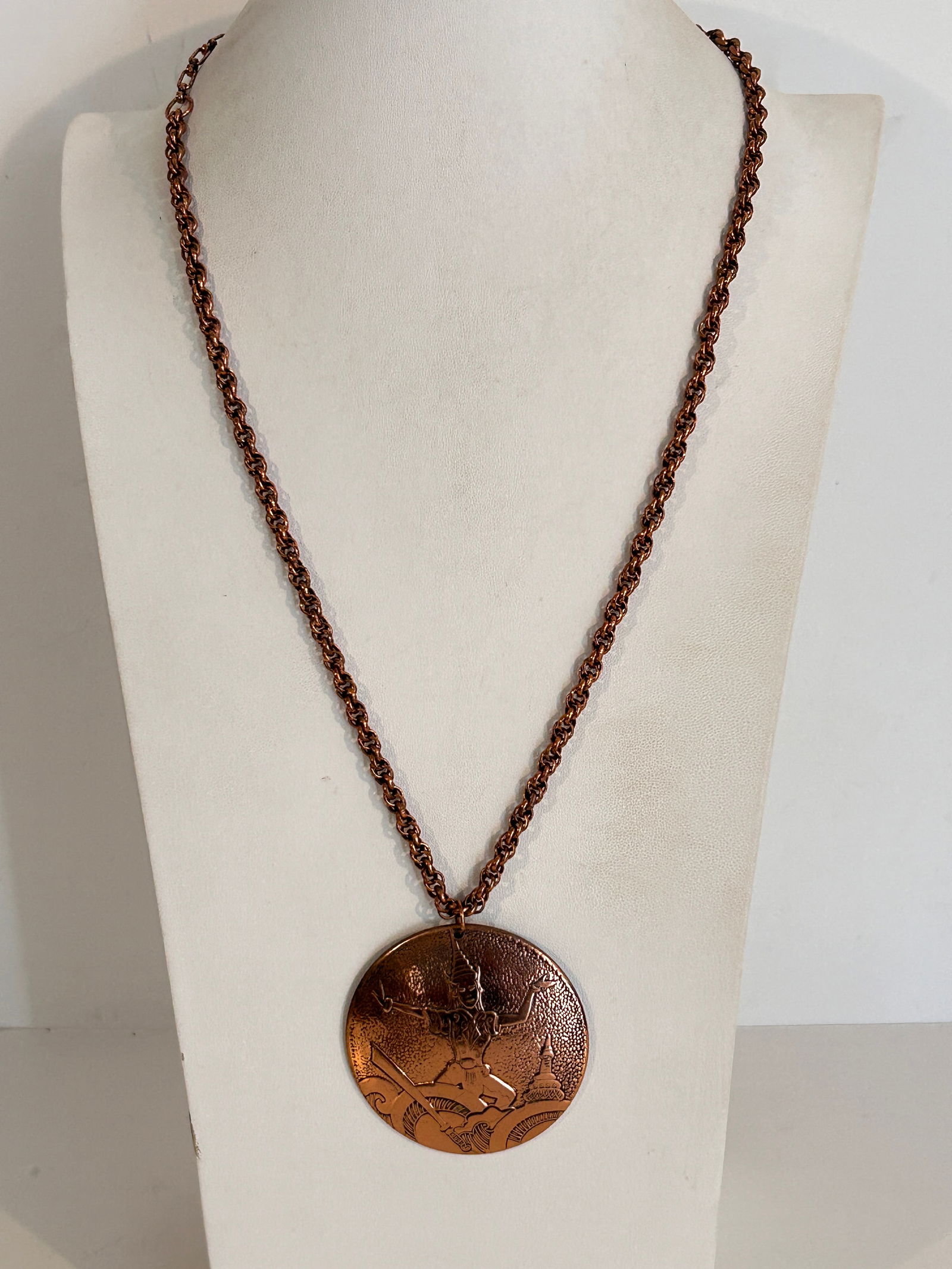 Vintage Copper Pendant Necklace Sz 27": Item comes exactly as shown Know what you are bidding on. Carefully refer to and examine all photos, ask questions, do research, etc., to determine (Authinticity) . before bidding in order to determin