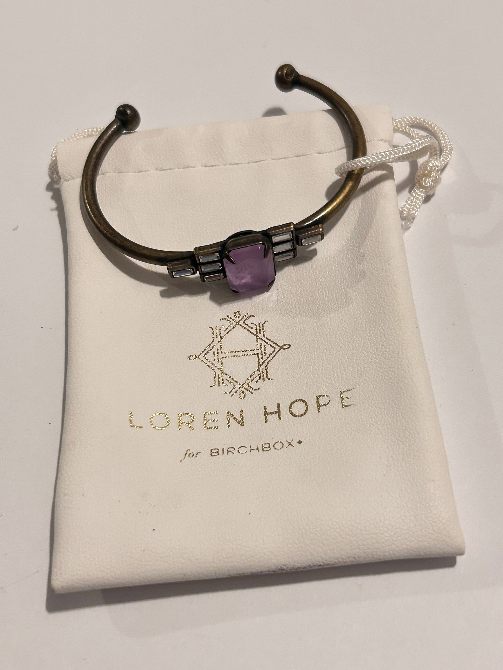 Loren Hope Purple Crystal & Rhinestone Cuff Brass Bracelet 7": Loren Hope Purple Crystal & Rhinestone Cuff Brass Bracelet 7" Please view all photos as they are part of the description and condition of this Item, Feel free to contact me with questions or picture r