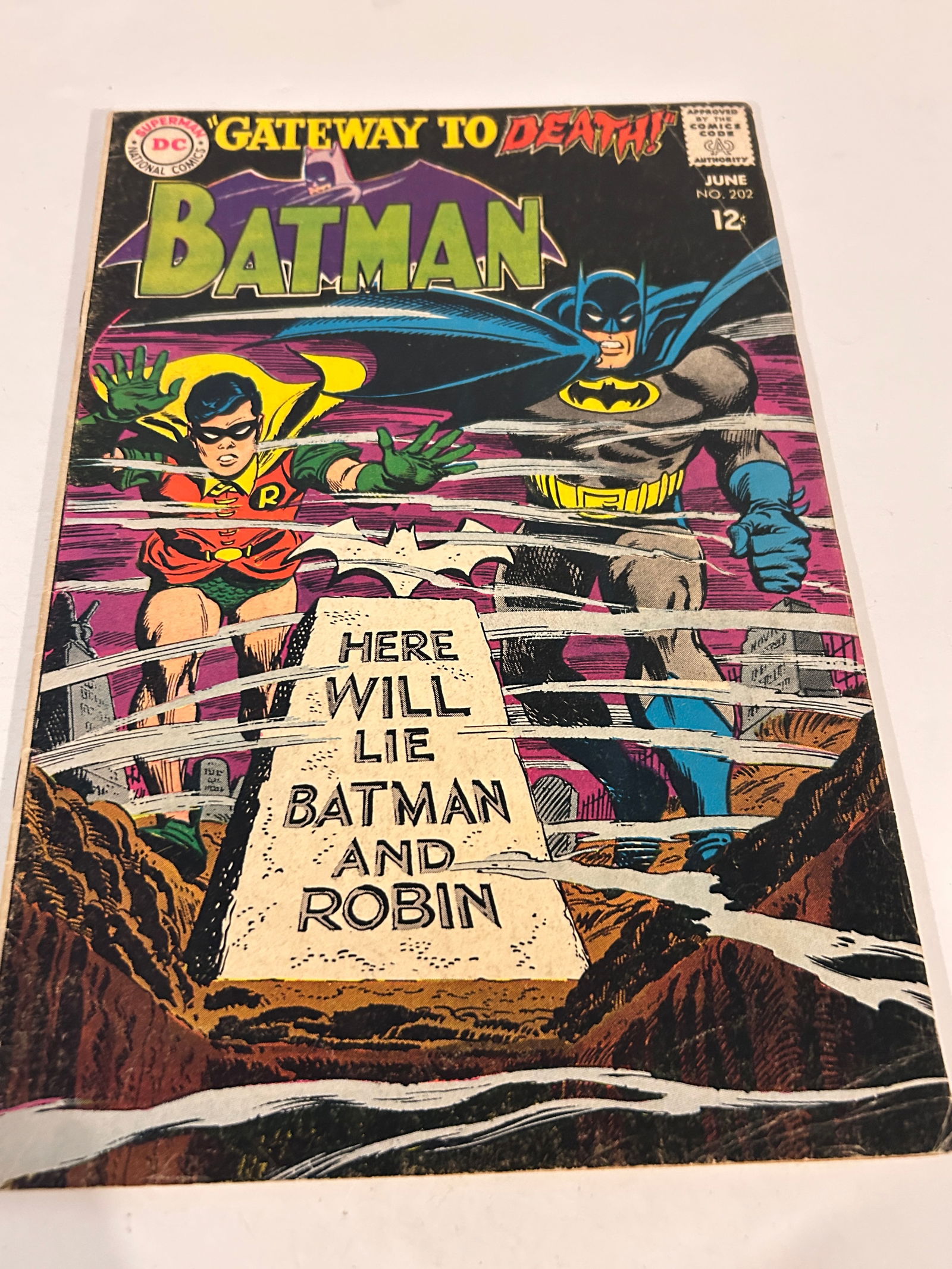Vintage Comic Book Bat Man # 202 (1 of 2)