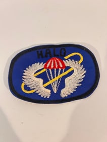 military patch for the High-Altitude Low-Opening (HALO) Parachutist Patch