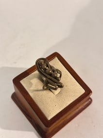 Vintage Brass Costume Ring Sz 7