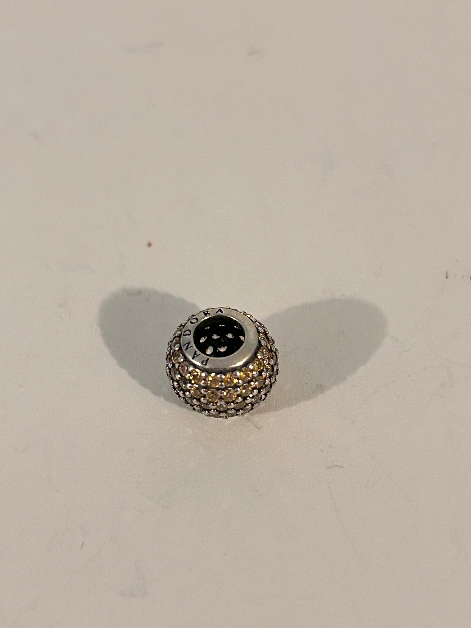 Vintage Pandora Sterling Silver Charm: Vintage Pandora Sterling Silver Charm Please view all photos as they are part of the description and condition of this Item, Feel free to contact me with questions or picture requests! Used Item AS IS