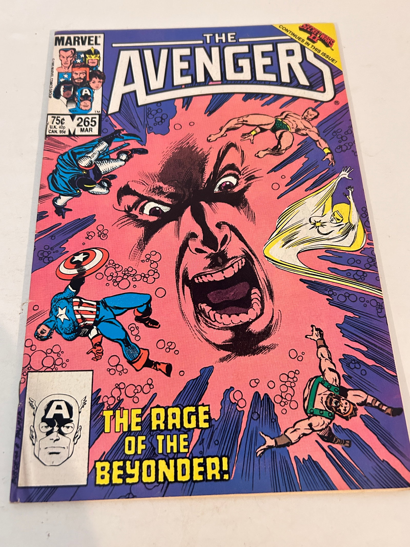Vintage Comic Book The Avengers # 265: Vintage Comic Book The Avengers # 265 Please view all photos as they are part of the description and condition of this Item, Feel free to contact me with questions or picture requests! Used Item AS IS