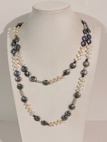 Vintage 14K Gold mother of pearl bead Necklace Sz 50"