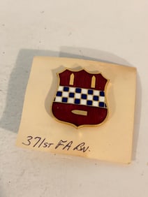 Vintage 371st infantry Rare Pin