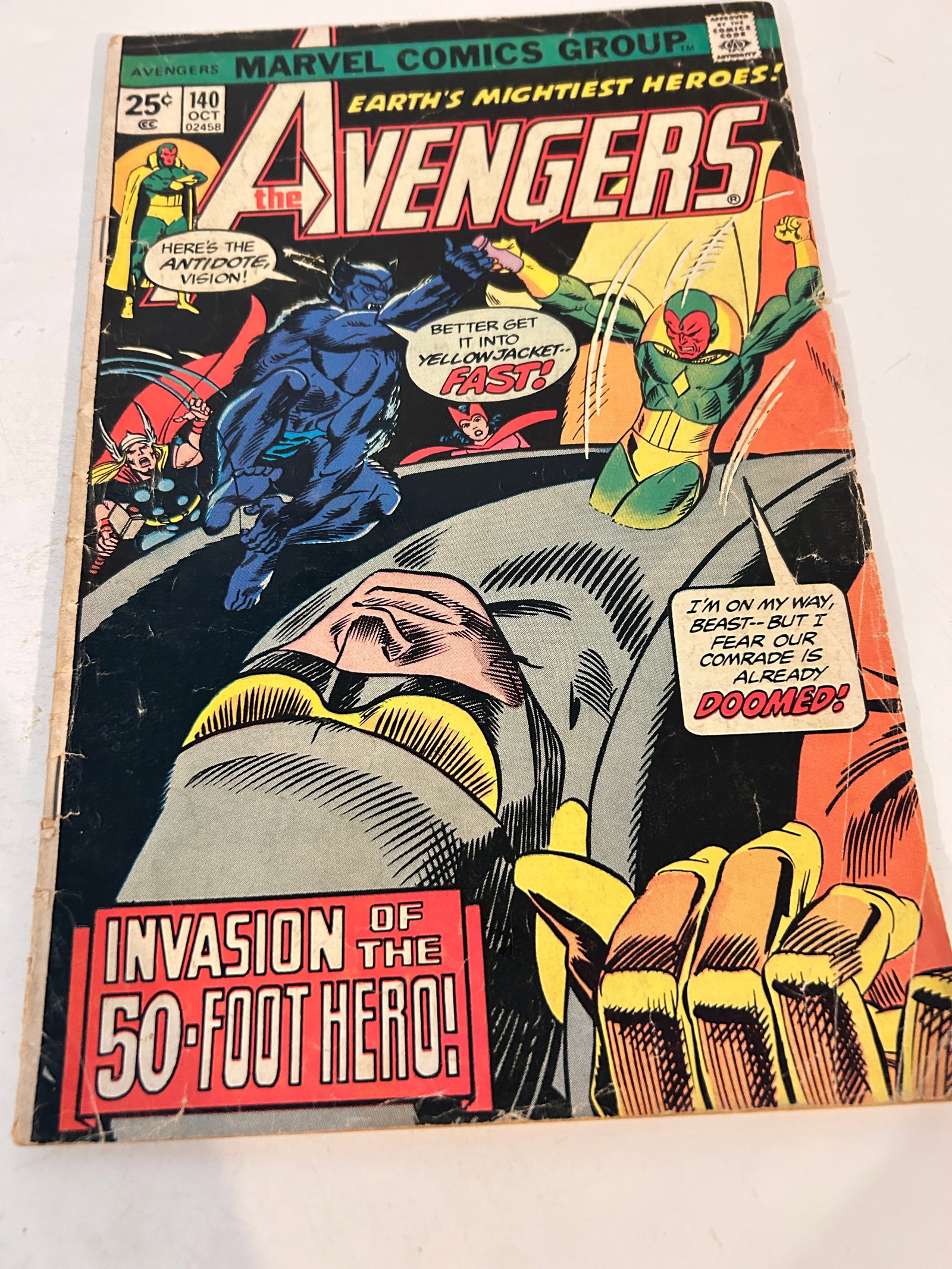 Vintage Comic Book the Avengers # 140: Vintage Comic Book the Avengers # 140 Please view all photos as they are part of the description and condition of this Item, Feel free to contact me with questions or picture requests! Used Item AS IS