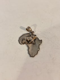 Vintage Sterling Silver Bull Pendant