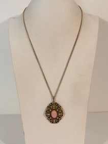 Vintage AVON Goldtone Pendant Necklace sz 24"