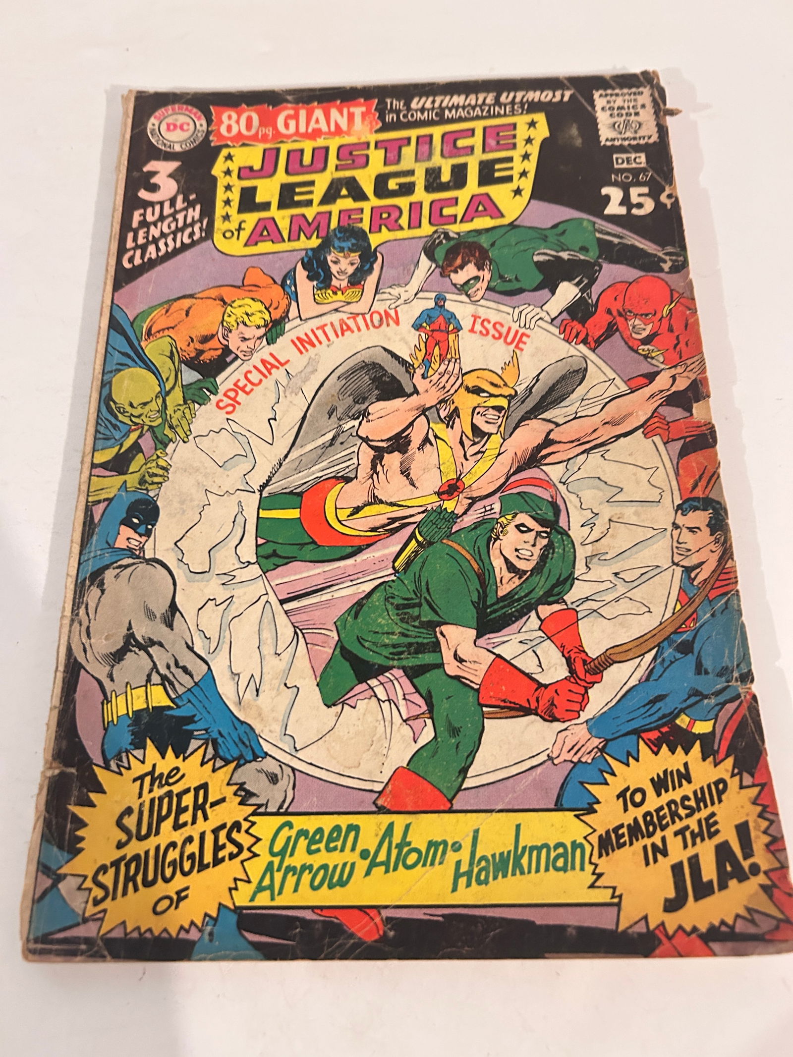 Vintage Comic Book Justice League of America Giant # 67: Vintage Comic Book Justice League of America Giant # 67 Please view all photos as they are part of the description and condition of this Item, Feel free to contact me with questions or picture request