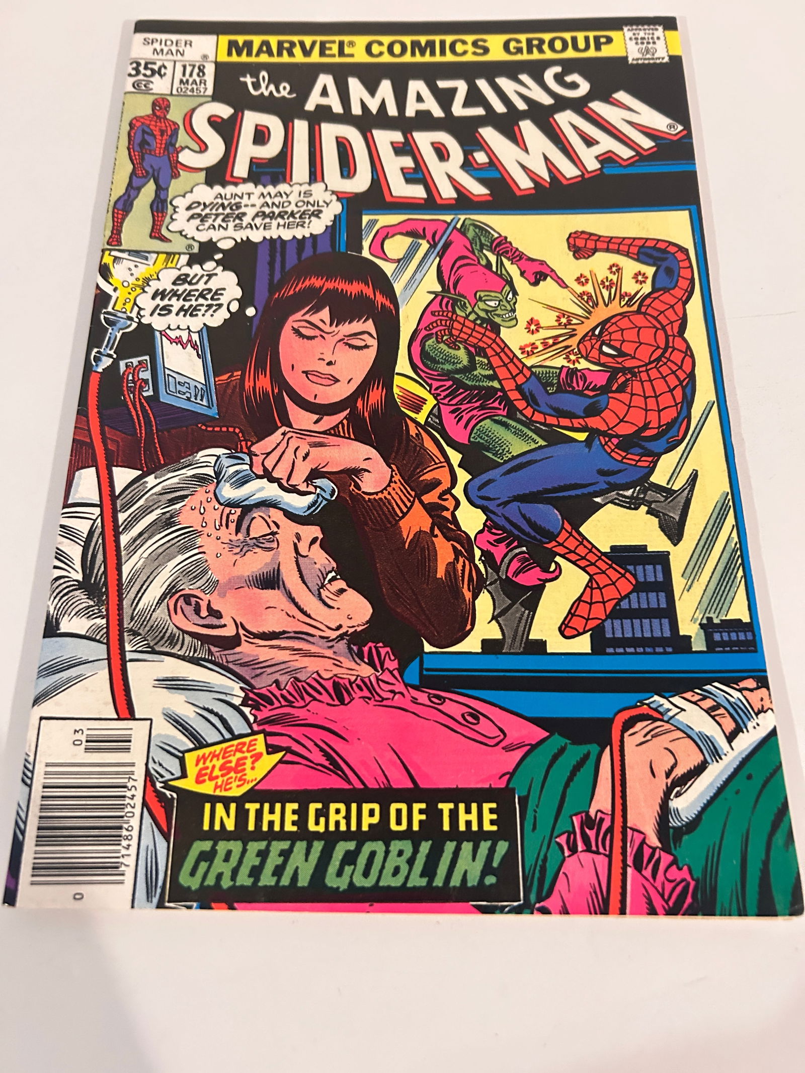 Vintage Comic Book The Amazing Spider-Man # 178: Vintage Comic Book The Amazing Spider-Man # 178 Please view all photos as they are part of the description and condition of this Item, Feel free to contact me with questions or picture requests! Used