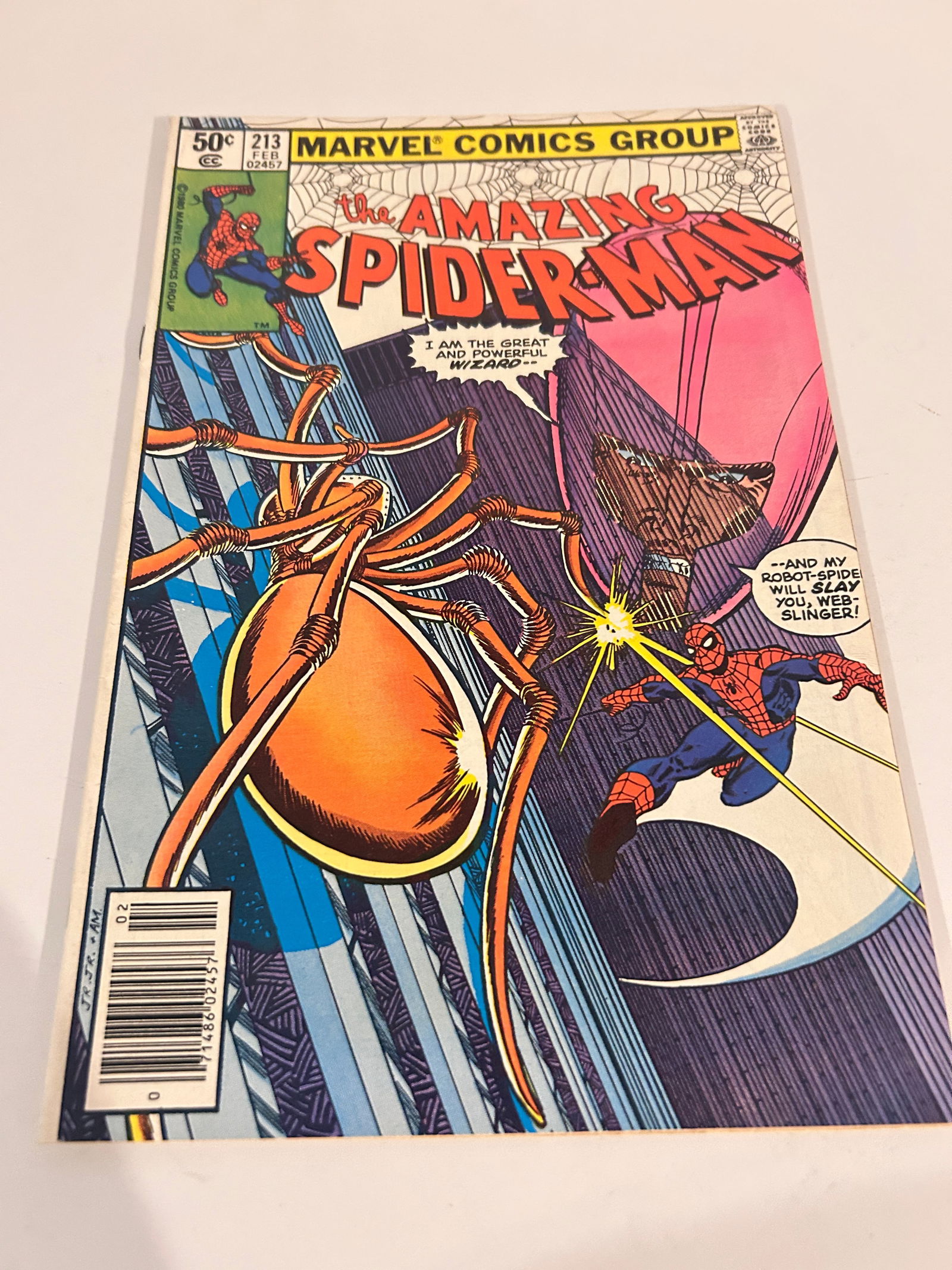 Vintage Comic Book The Amazing Spider-Man # 213: Vintage Comic Book The Amazing Spider-Man # 213 Please view all photos as they are part of the description and condition of this Item, Feel free to contact me with questions or picture requests! Used