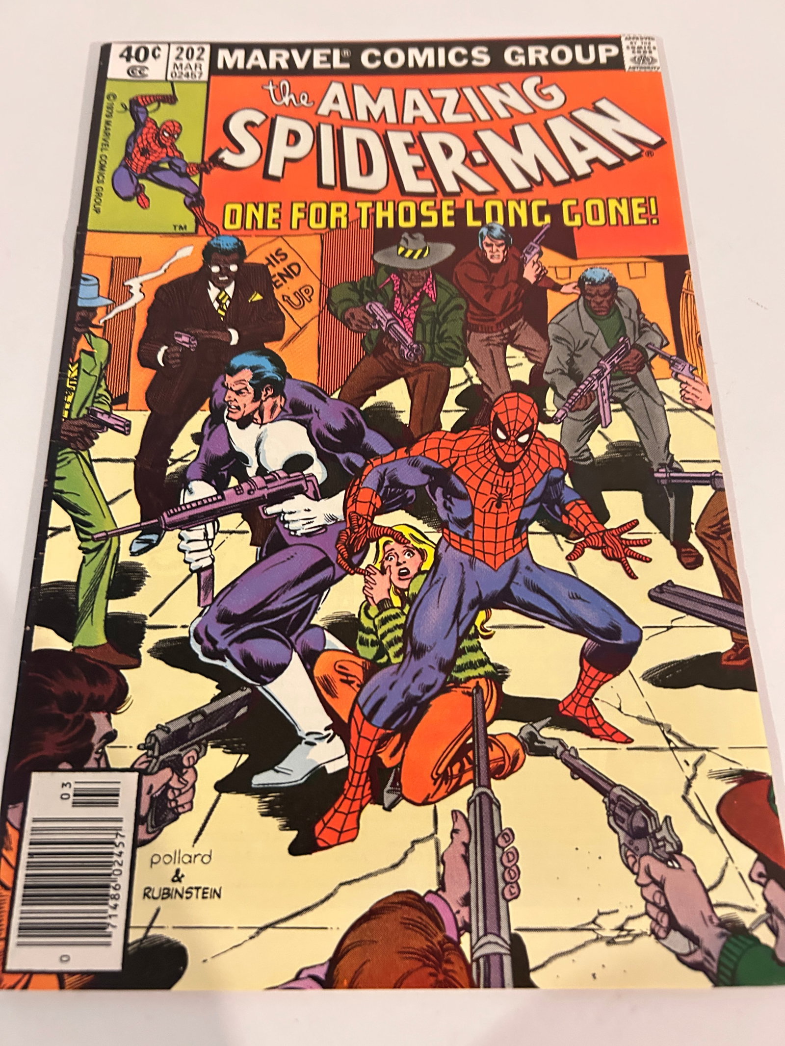 Vintage Comic Book The Amazing Spider-Man # 202: Vintage Comic Book The Amazing Spider-Man # 202 Please view all photos as they are part of the description and condition of this Item, Feel free to contact me with questions or picture requests! Used 