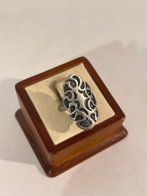 Vintage Costume Ring Sz 8