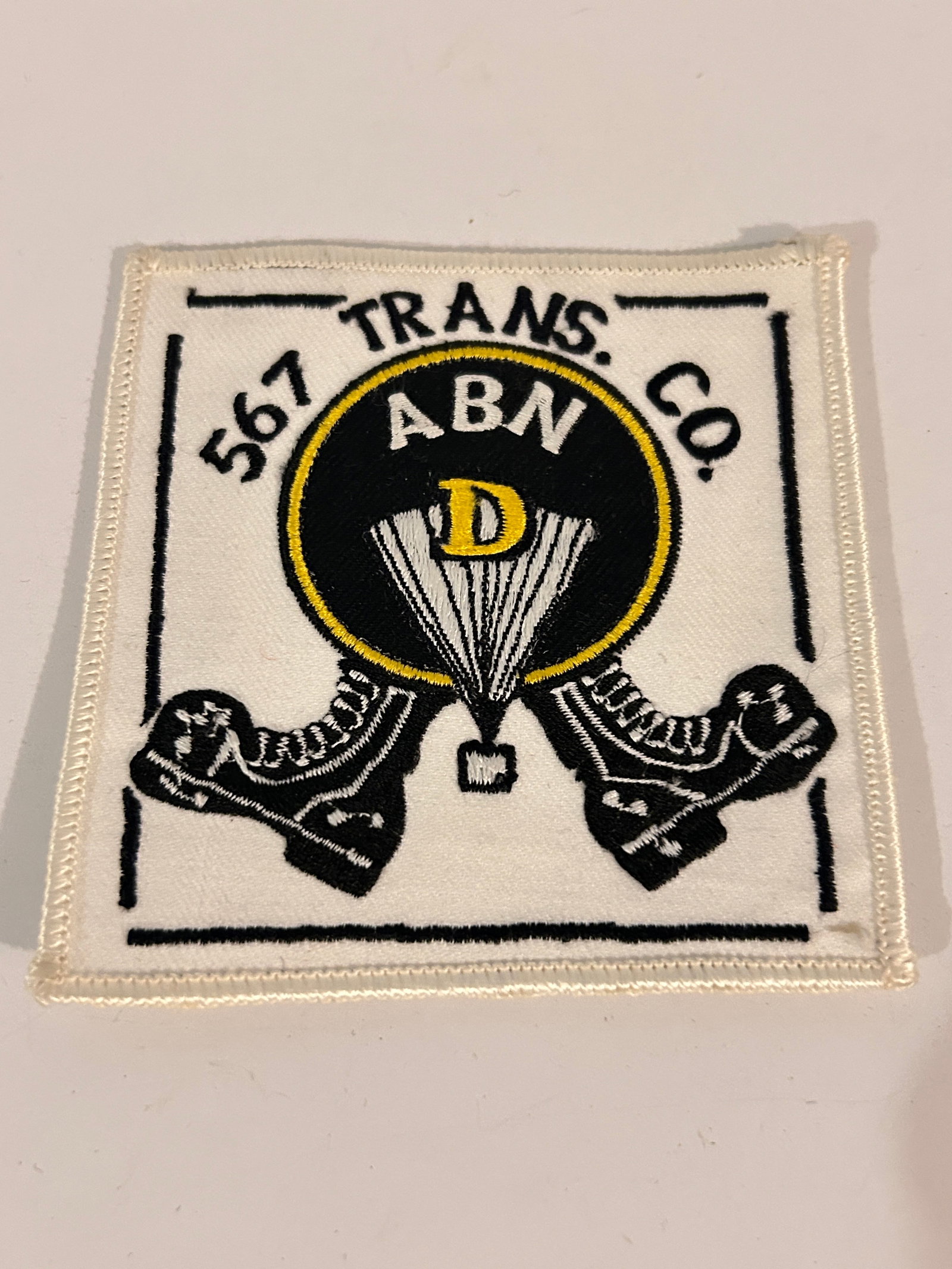 Vintage Military Patch: Vintage Military Patch Please view all photos as they are part of the description and condition of this Item, Feel free to contact me with questions or picture requests! Used Item AS IS