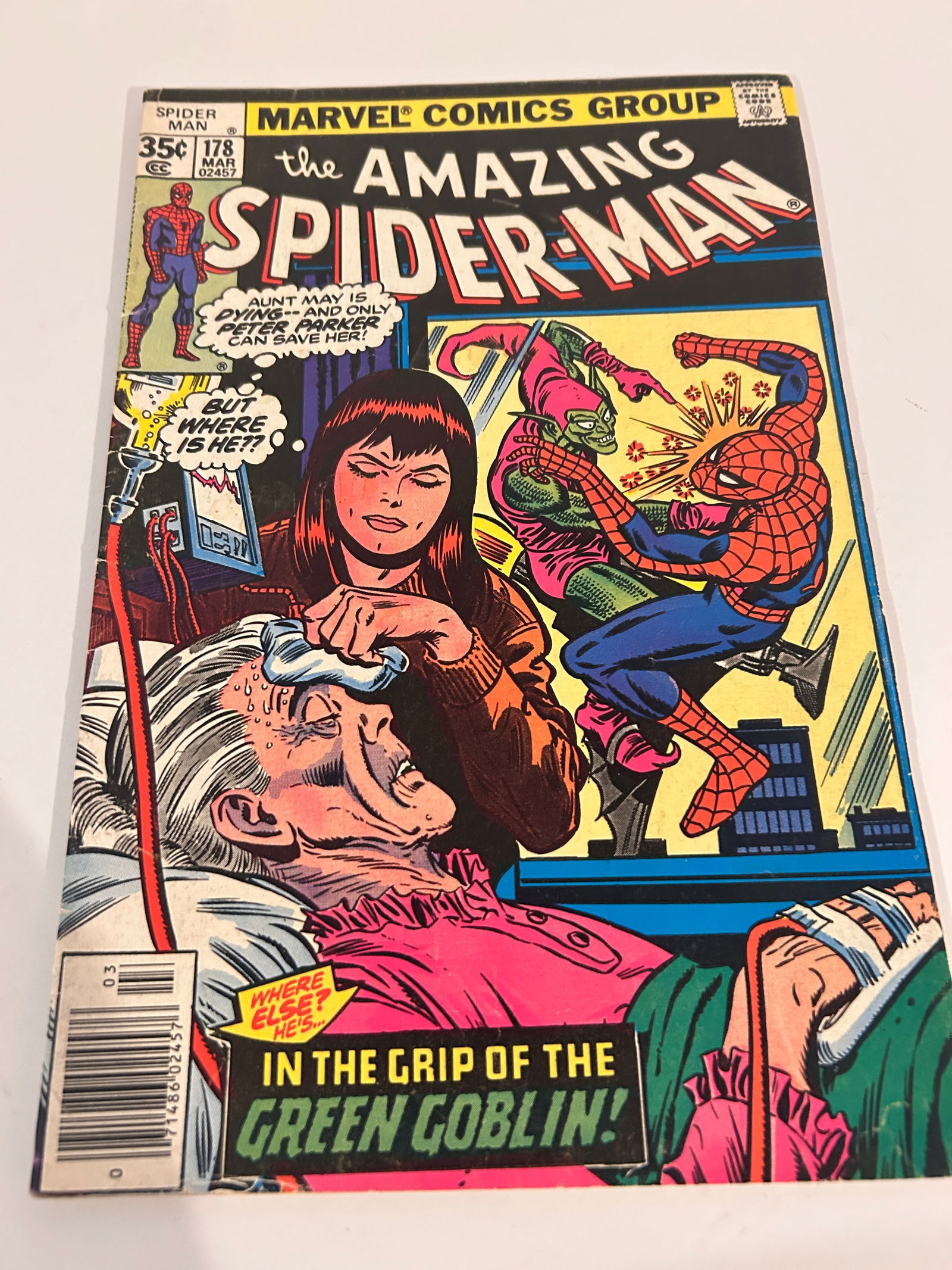 Vintage Comic Book The Amazing Spider-Man # 178: Vintage Comic Book The Amazing Spider-Man # 178 Please view all photos as they are part of the description and condition of this Item, Feel free to contact me with questions or picture requests! Used