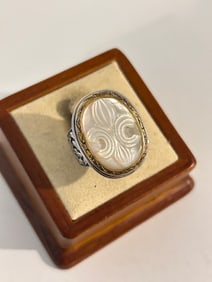 Vintage Sterling Silver Mother of pearl Ring sz 4