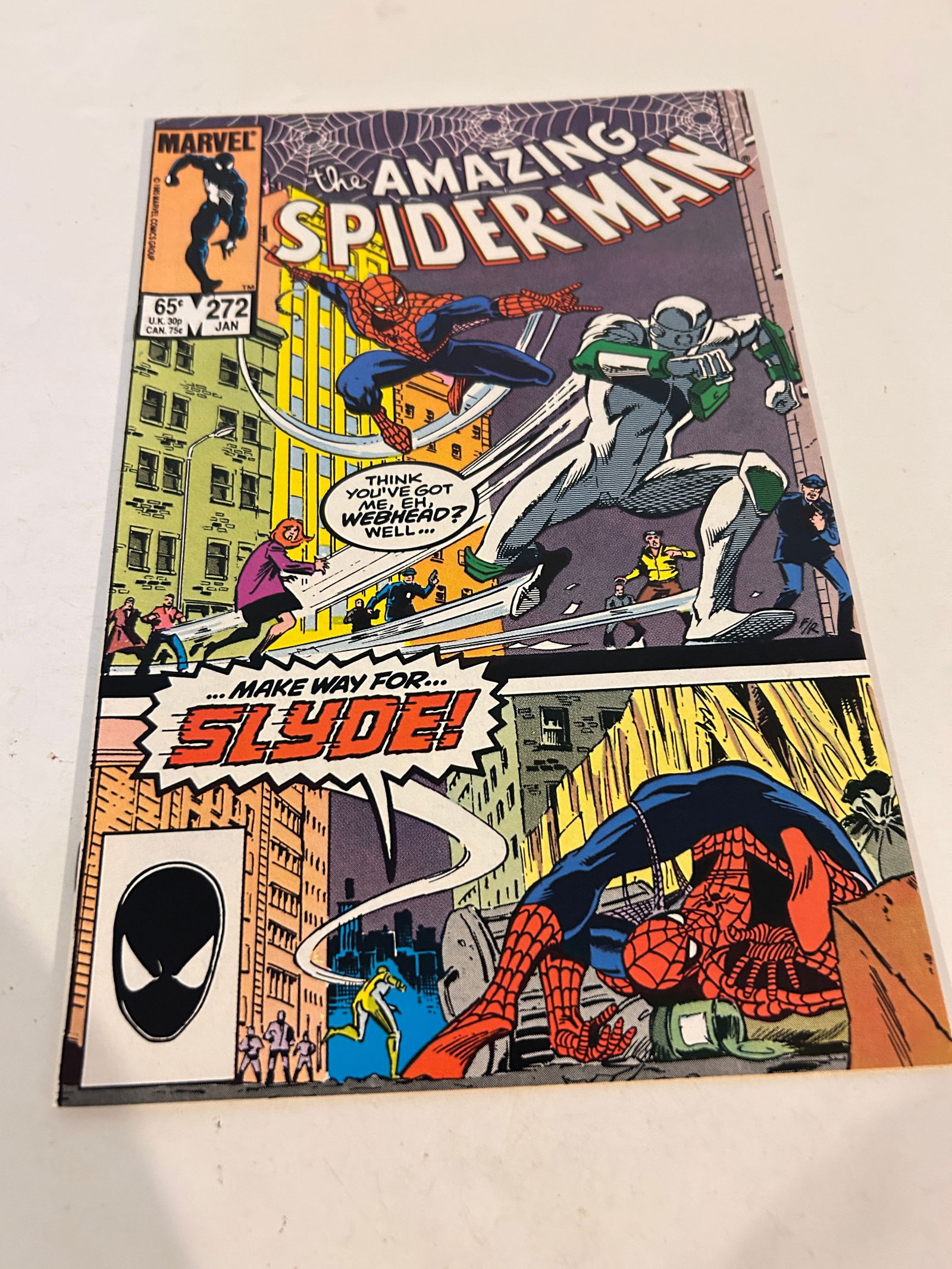 Vintage Comic Book The Amazing Spider-man # 272: Vintage Comic Book The Amazing Spider-man # 272 Please view all photos as they are part of the description and condition of this Item, Feel free to contact me with questions or picture requests! Used