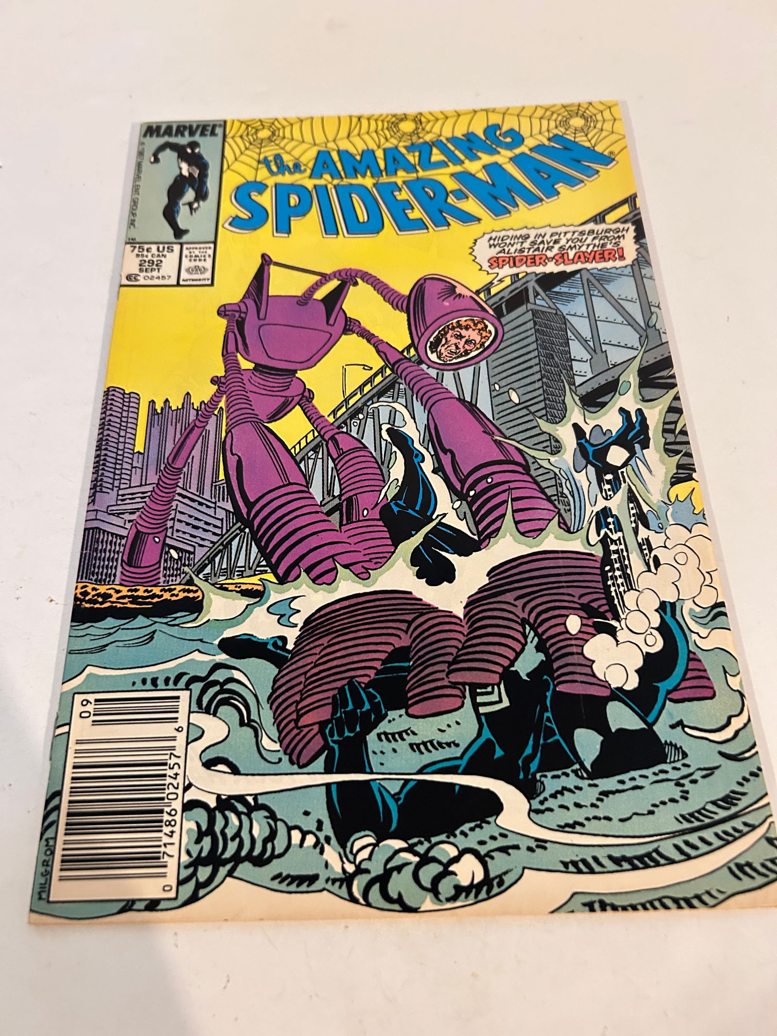 Vintage Comic Book The Amazing Spider-man # 292: Vintage Comic Book The Amazing Spider-man # 292 Please view all photos as they are part of the description and condition of this Item, Feel free to contact me with questions or picture requests! Used