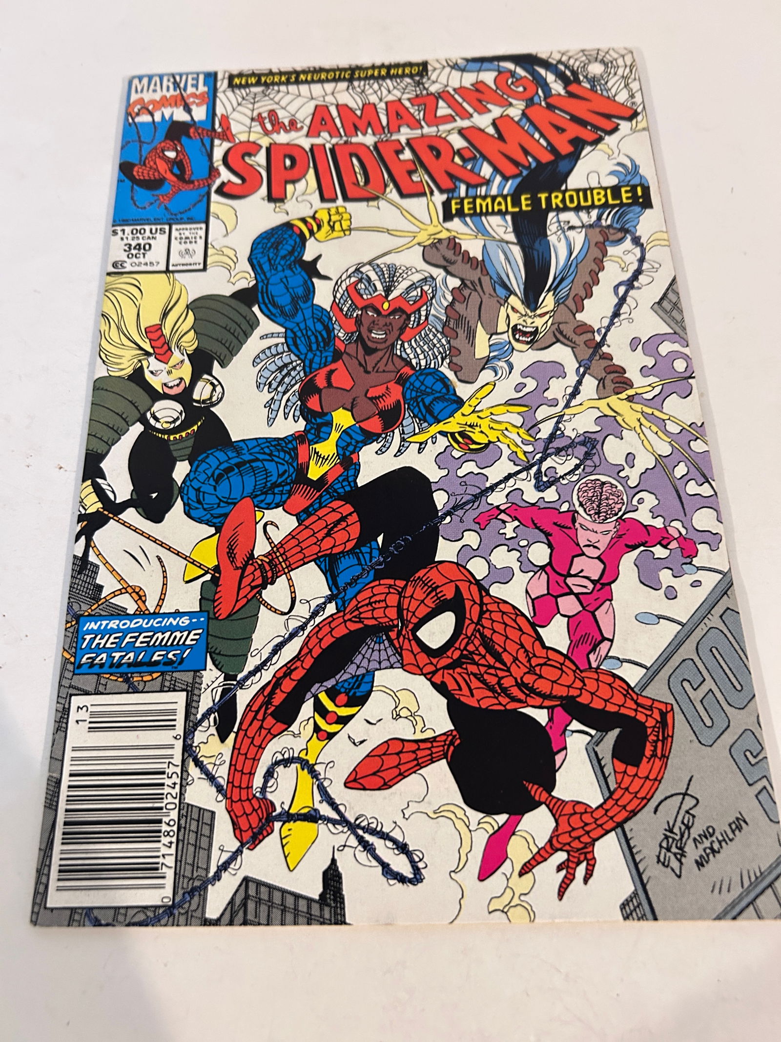 Vintage Comic Book The Amazing Spider-man # 340: Vintage Comic Book The Amazing Spider-man # 340 Please view all photos as they are part of the description and condition of this Item, Feel free to contact me with questions or picture requests! Used