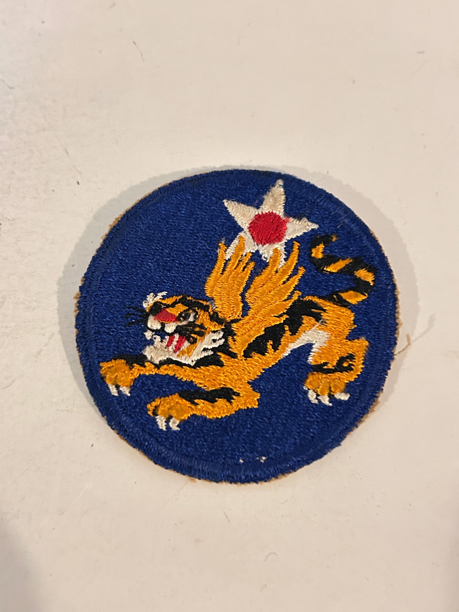 Vintage Military Patch: Vintage Military Patch Please view all photos as they are part of the description and condition of this Item, Feel free to contact me with questions or picture requests! Used Item AS IS
